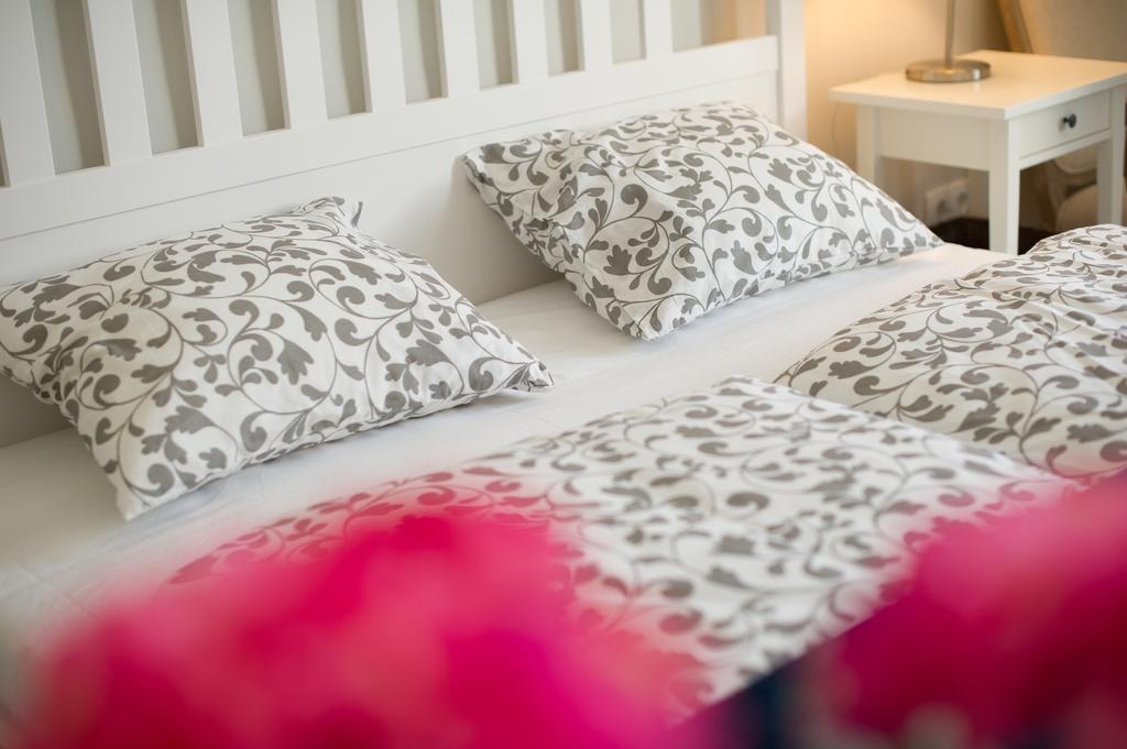 Brody Apartman Eger Esterno foto